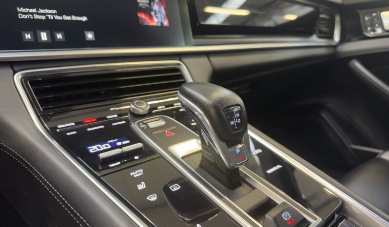 PORSCHE PANAMERA 4 E-HYBRIDE SPORT TURISMO complet