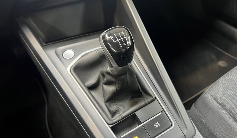 VOLKSWAGEN GOLF 1.0 TSI LIFE PACK (1ÈRE MAIN / HTVA: 16 446€) complet
