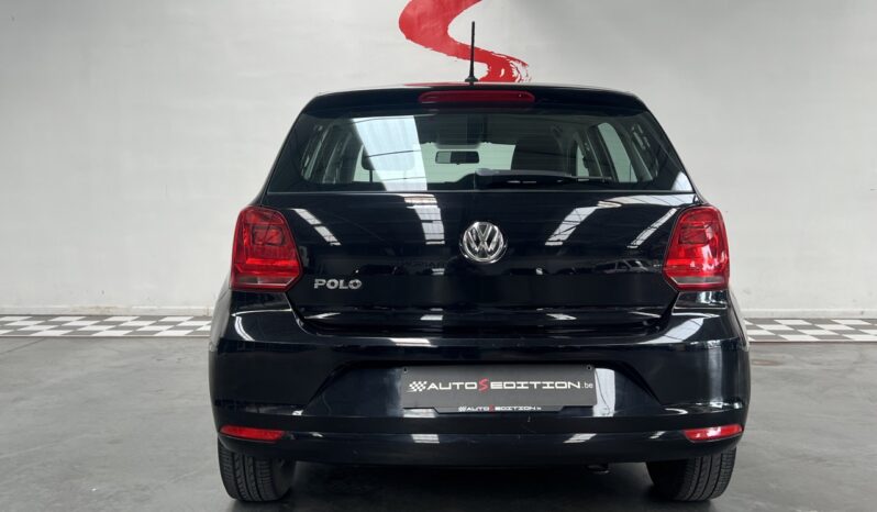 VOLKSWAGEN POLO TRENDLINE (1ÈRE MAIN) complet