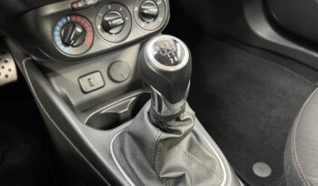 OPEL CORSA BLACK EDITION 1.2I (1ÈRE MAIN) complet