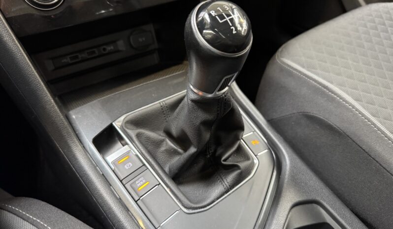VOLKSWAGEN TIGUAN 1.5 TSI COMFORTLINE (1ÈRE MAIN) complet