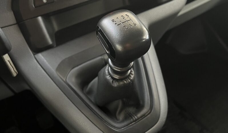 PEUGEOT EXPERT 2.0 MAXI DOUBLE CAB 5PL. // (HTVA: 11 488€) complet