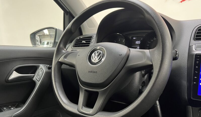 VOLKSWAGEN POLO 1.0I TRENDLINE complet