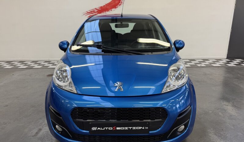 PEUGEOT 107 1.0 VTI complet