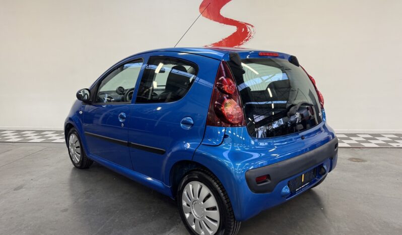 PEUGEOT 107 1.0 VTI complet
