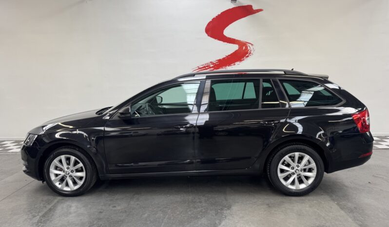 SKODA OCTAVIA COMBI 1.6 TDI // HTVA: 9 917€ complet