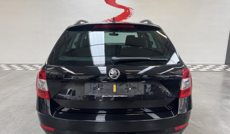 SKODA OCTAVIA COMBI 1.6 TDI // HTVA: 9 917€ complet