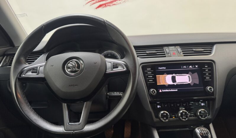 SKODA OCTAVIA COMBI 1.6 TDI // HTVA: 9 917€ complet