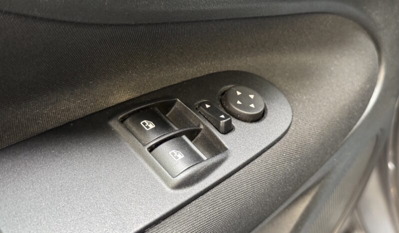 FIAT PUNTO 1.2I LOUNGE complet