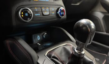 FORD FOCUS 1.0 ECO BOOS ST-LINE // 1ÈRE MAIN complet
