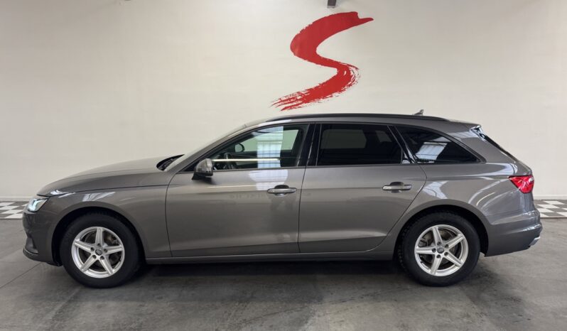 AUDI A4 AVANT 30 TDI S-TRONIC complet