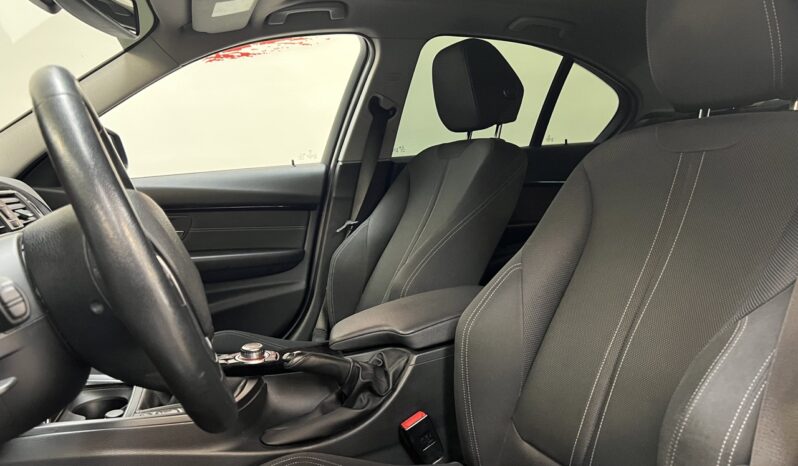 BMW 318D SPORTLINE complet