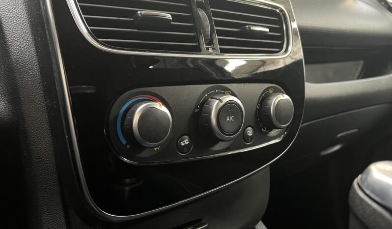 RENAULT CLIO 0.9 TCE INTENS complet