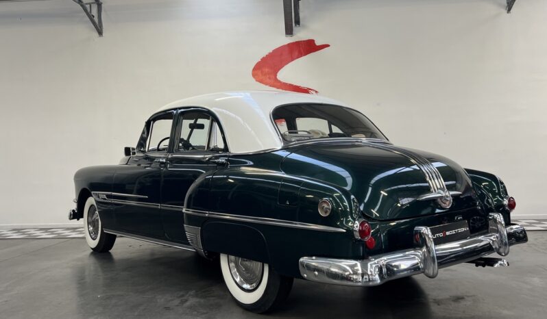 PONTIAC CHIEFTAIN (1952) complet
