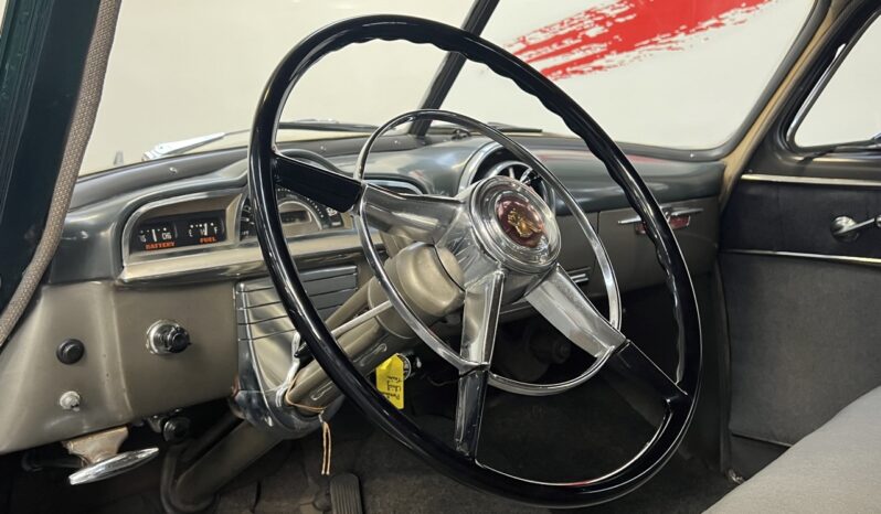 PONTIAC CHIEFTAIN (1952) complet
