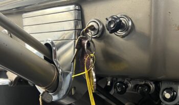PONTIAC CHIEFTAIN (1952) complet