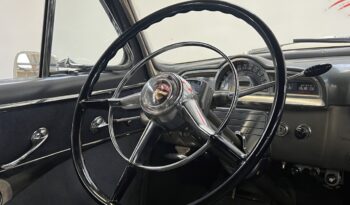 PONTIAC CHIEFTAIN (1952) complet