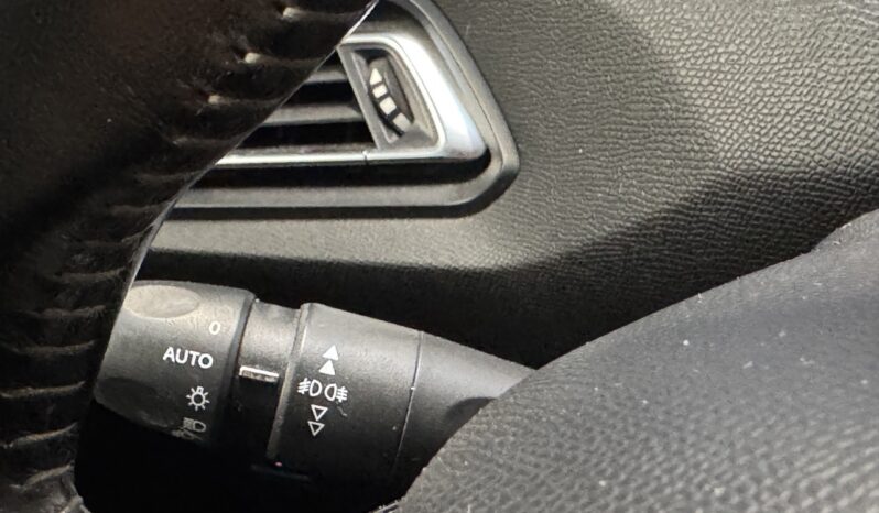 PEUGEOT 308 SW 1.5 HDI complet