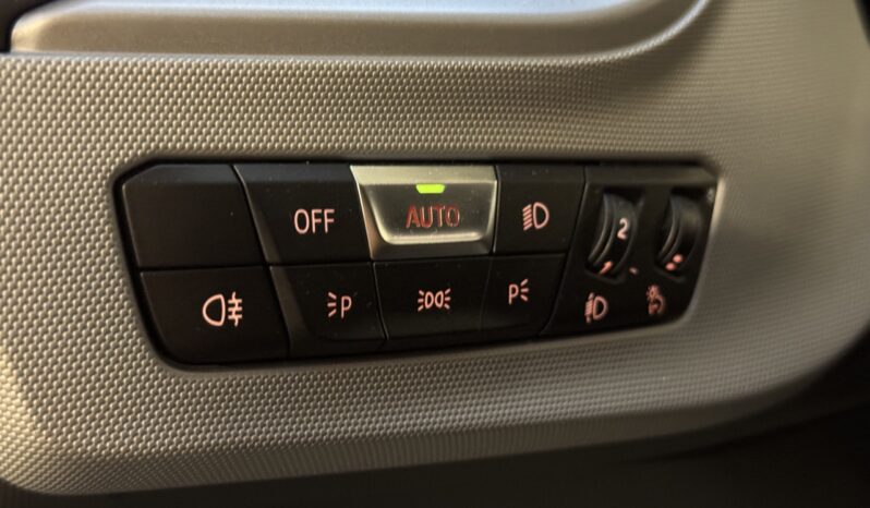 BMW 116I BOÎTE AUTO complet