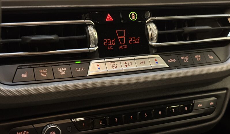 BMW 116I BOÎTE AUTO complet