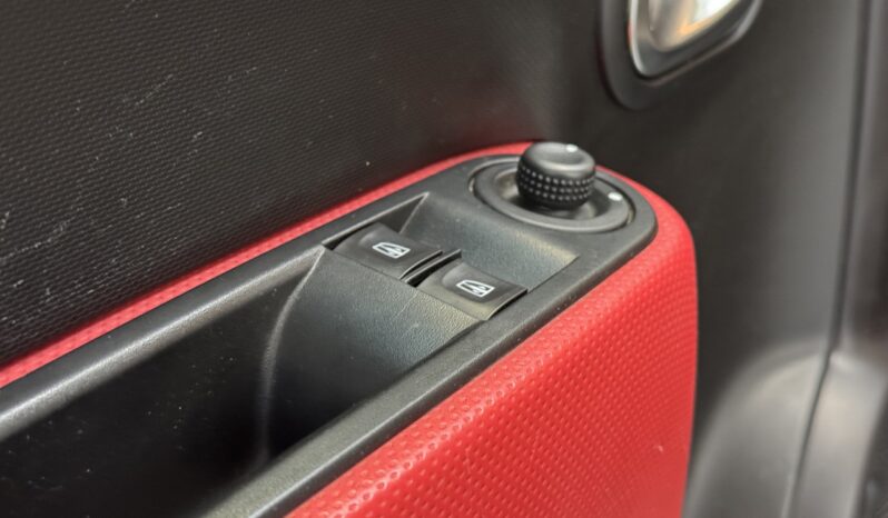 RENAULT TWINGO 0.9 TCE complet