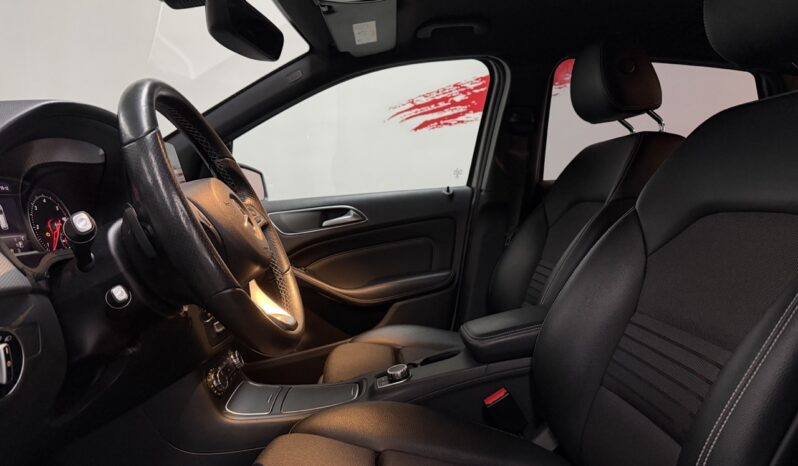 MERCEDES CLASSE B 200D BOÎTE AUTO complet
