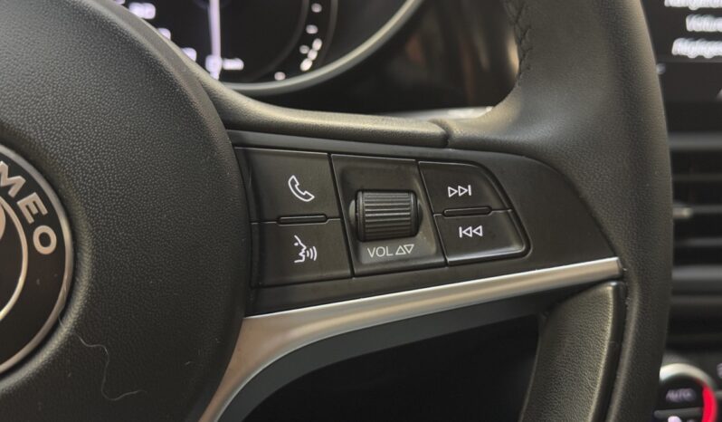 ALFA ROMEO GIULIA 2.2 JTD complet