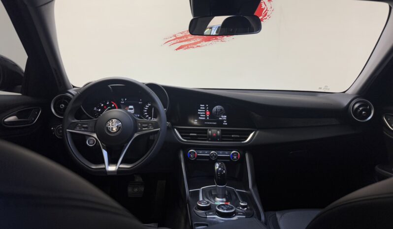 ALFA ROMEO GIULIA 2.2 JTD complet