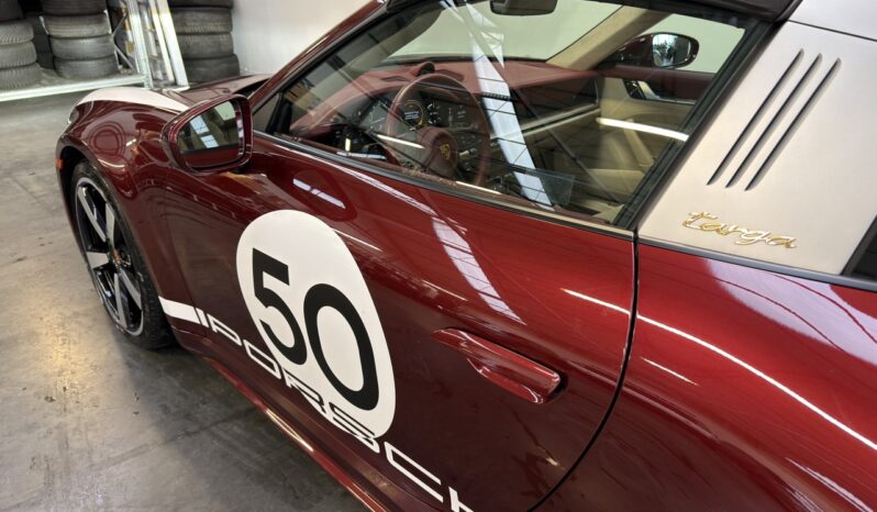 PORSCHE 911 TARGA 4S HÉRITAGE complet