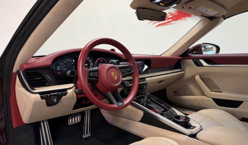 PORSCHE 911 TARGA 4S HÉRITAGE complet