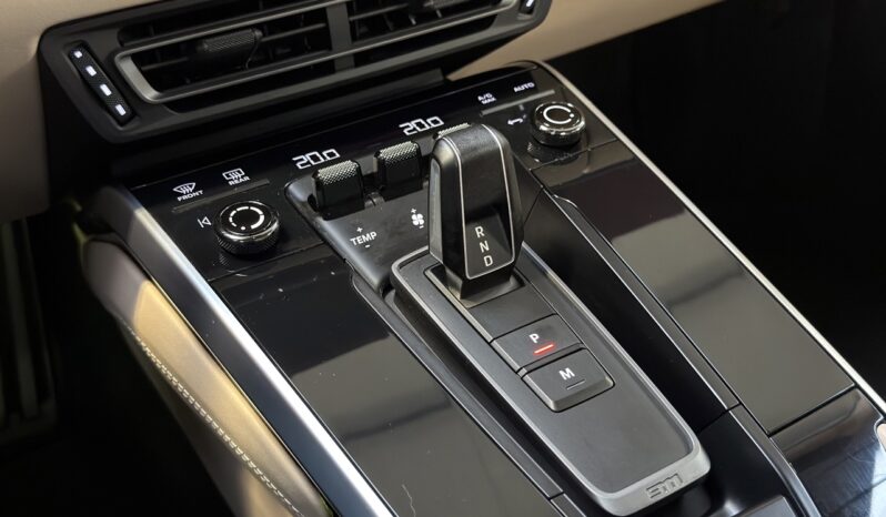 PORSCHE 911 TARGA 4S HÉRITAGE complet