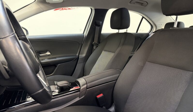 MERCEDES A180D BERLINE 7G DCT STYLE complet