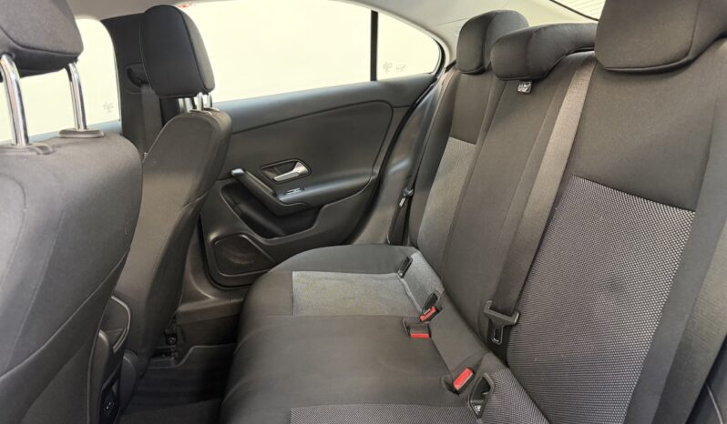 MERCEDES A180D BERLINE 7G DCT STYLE complet