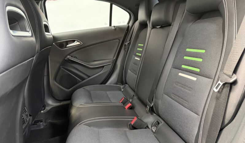 MERCEDES A180 7G-DCT SPORT EDITION complet