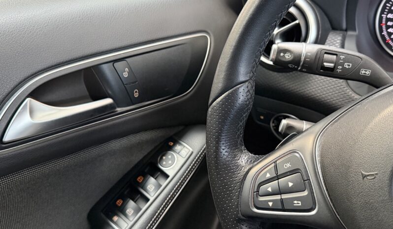MERCEDES A180 7G-DCT SPORT EDITION complet