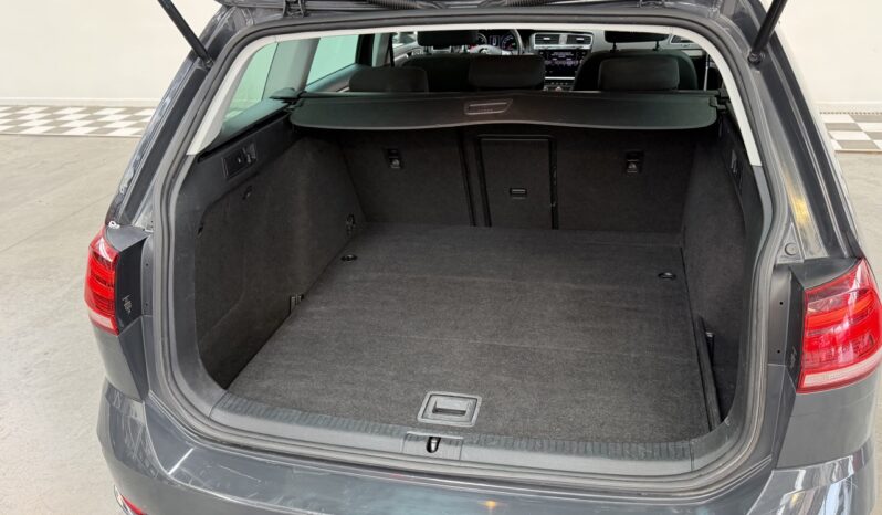 VOLKSWAGEN GOLF VARIANT 1.6 TDI complet