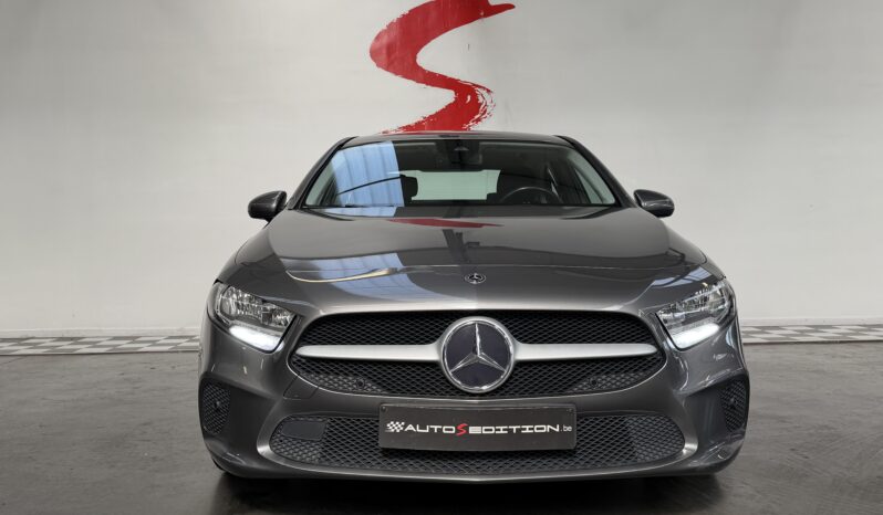 MERCEDES A180 D BERLINE complet