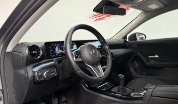 MERCEDES A180 D BERLINE complet