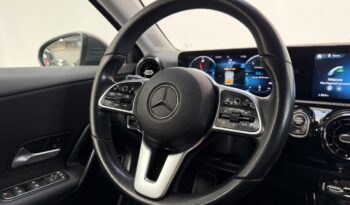 MERCEDES A180 D BERLINE complet