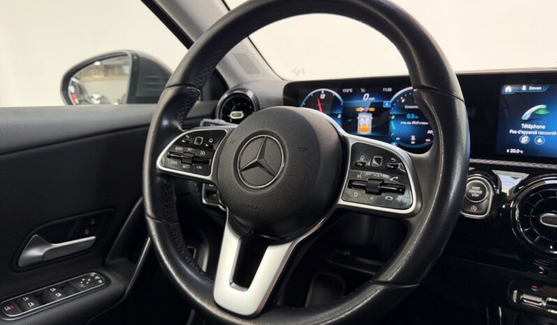 MERCEDES A180 D BERLINE complet