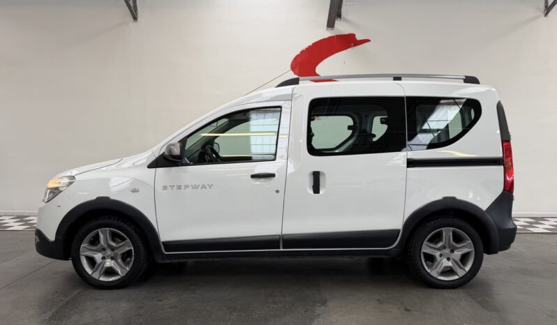 DACIA DOKKER 1.6 SCE MULTIPLACES complet