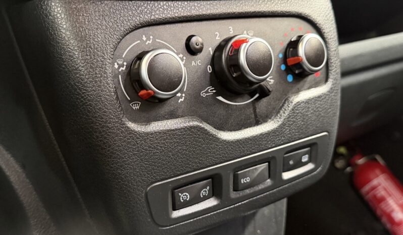 DACIA DOKKER 1.6 SCE MULTIPLACES complet