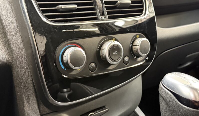 RENAULT CLIO 0.9 TCE complet