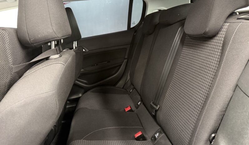 PEUGEOT 308 1.5 HDI STYLE (1ÈRE MAIN) complet