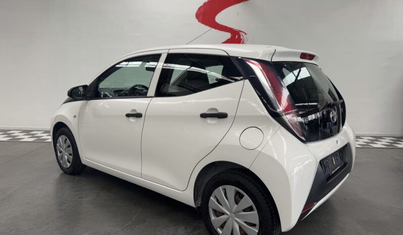 TOYOTA AYGO 1.0 VTI complet