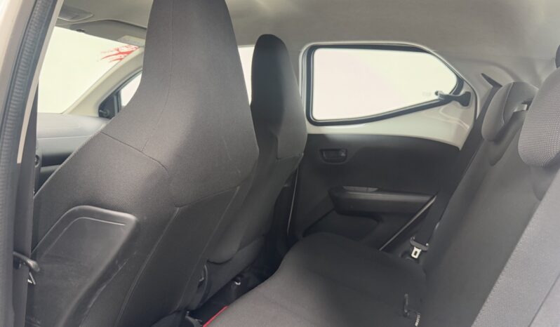 TOYOTA AYGO 1.0 VTI complet