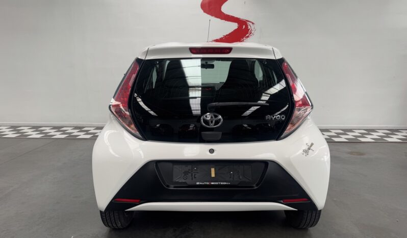 TOYOTA AYGO 1.0 VTI complet
