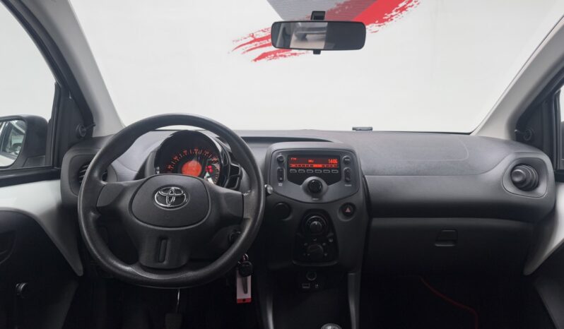 TOYOTA AYGO 1.0 VTI complet