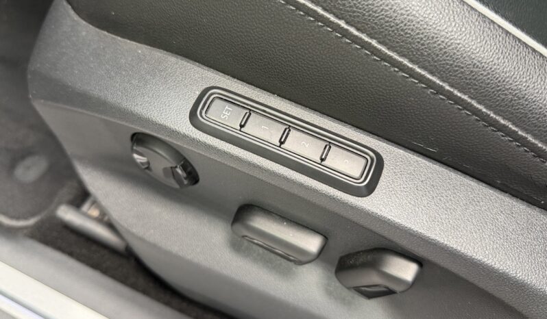 VOLKSWAGEN TIGUAN 2.0 TDI DSG R-LINE complet