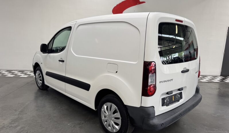 PEUGEOT PARTNER / HTVA: 8 678€ – 1ère main complet